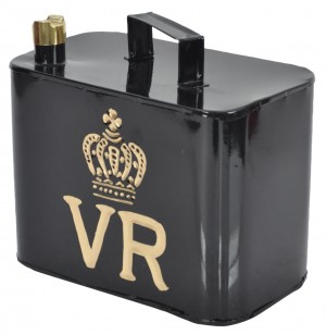 VR Black Oil Can Small 26cm