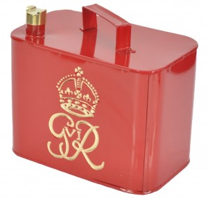 GR Red Oil Can Small 26cm