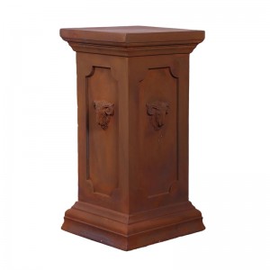 Keswick with Ram Head Pedestal - 66cm - Rusty Finish