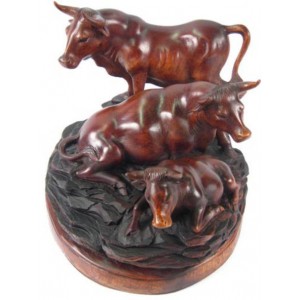 Hand Carved Suar Wood Bull Sculpture Black Forest Style 30cm