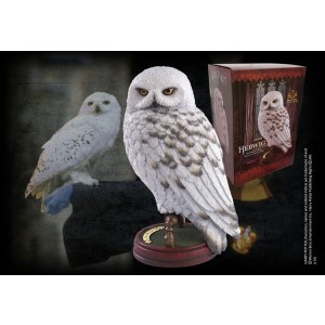 Hedwig 9.5 Inch Sculpture