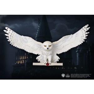 Hedwig Owl Post Wall Decor